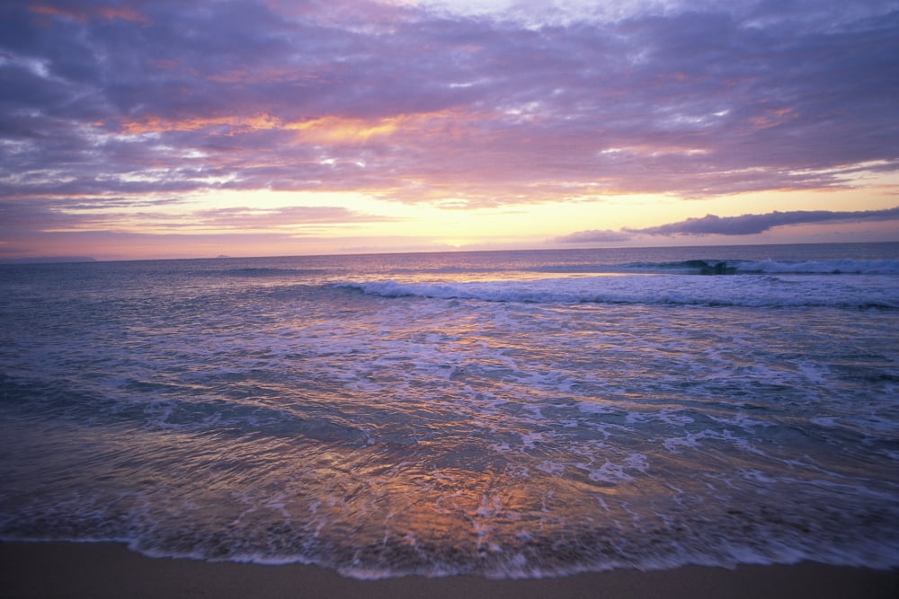 Hawaii Kauai Polihale Sunset Over Beach Pink And Orange Clouds Waves A32D Canvas Art - Peter French Design Pics (19 x 12)