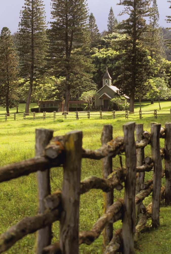Hawaii Lanai Koele Lodge A Chapel Behind A Wooden Fence Canvas Art - Dana Edmunds Design Pics (12 x 18)