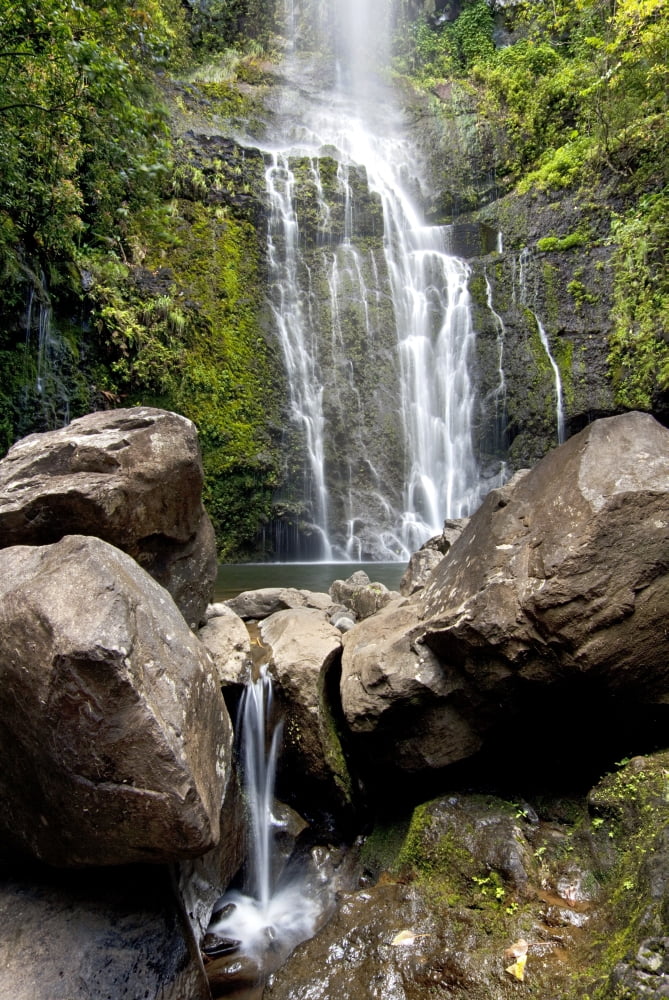 Hawaii Maui A view of Wailua Falls Canvas Art - Jenna Szerlag Design Pics (24 x 36)