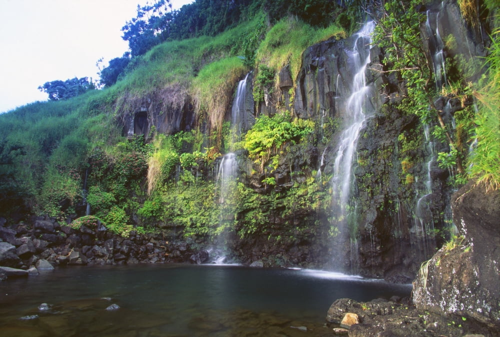 Hawaii Maui Hana Blue Pool Falls Canvas Art - Dave Fleetham Design Pics (19 x 12)