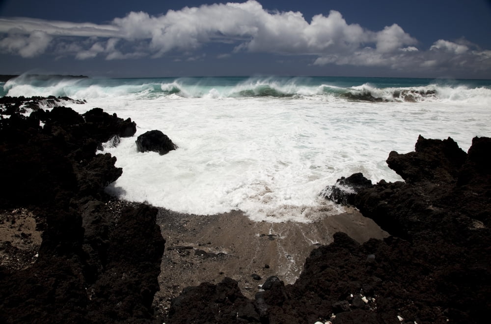 Hawaii Maui La Perouse A wave breaks with lave rocks in the foreground Canvas Art - Jenna Szerlag Design Pics (38 x 24)