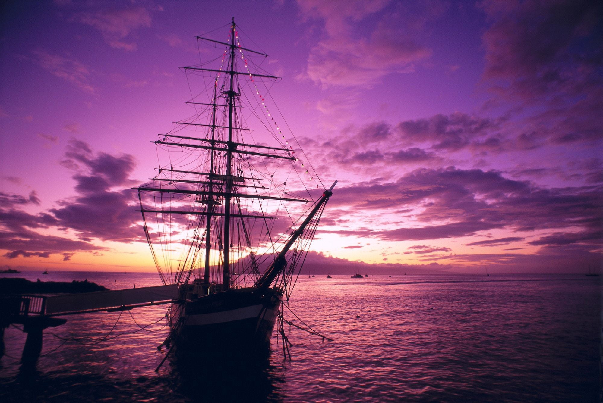 Hawaii Maui Lahaina Harbor Carthaginian Tall Ship At Sunset Silhouetted Pink And Yellow Sky A46A Canvas Art - Chris Abraham Design Pics (19 x 12)