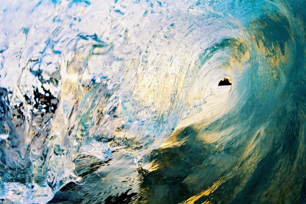 Hawaii Maui Makena Beautiful Blue Wave Breaking At The Beach Canvas Art - MakenaStockMedia Design Pics (38 x 24)