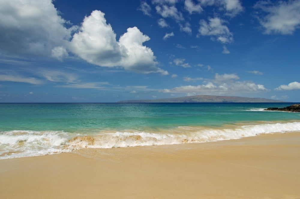 Hawaii Maui Makena State Park Oneloa (Big Beach) West Maui Mountains In Distance Canvas Art - Ron Dahlquist Design Pics (18 x 12)