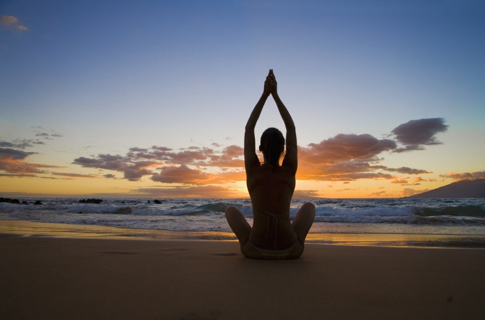 Hawaii Maui Silhouette Of Beautiful Girl Doing Yoga On The Beach Canvas Art - M Swiet Productions  Design Pics (19 x 12)