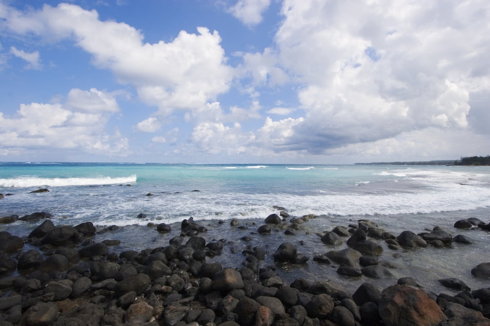 Hawaii Maui Spreckelsville Rocky Shore Gorgeous Blue Ocean And Cloudy Sky Canvas Art - Ron Dahlquist Design Pics (36 x 24)