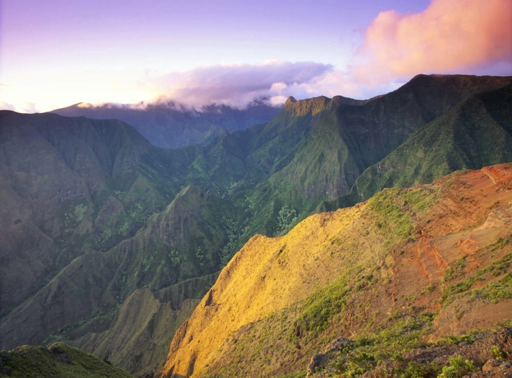Hawaii Maui Ukumehame Gulch And West Maui Mountains At Sunset Orange Cloud With Green Mountains In Background Canvas Art - Dave Fleetham Design Pics (18 x 13)