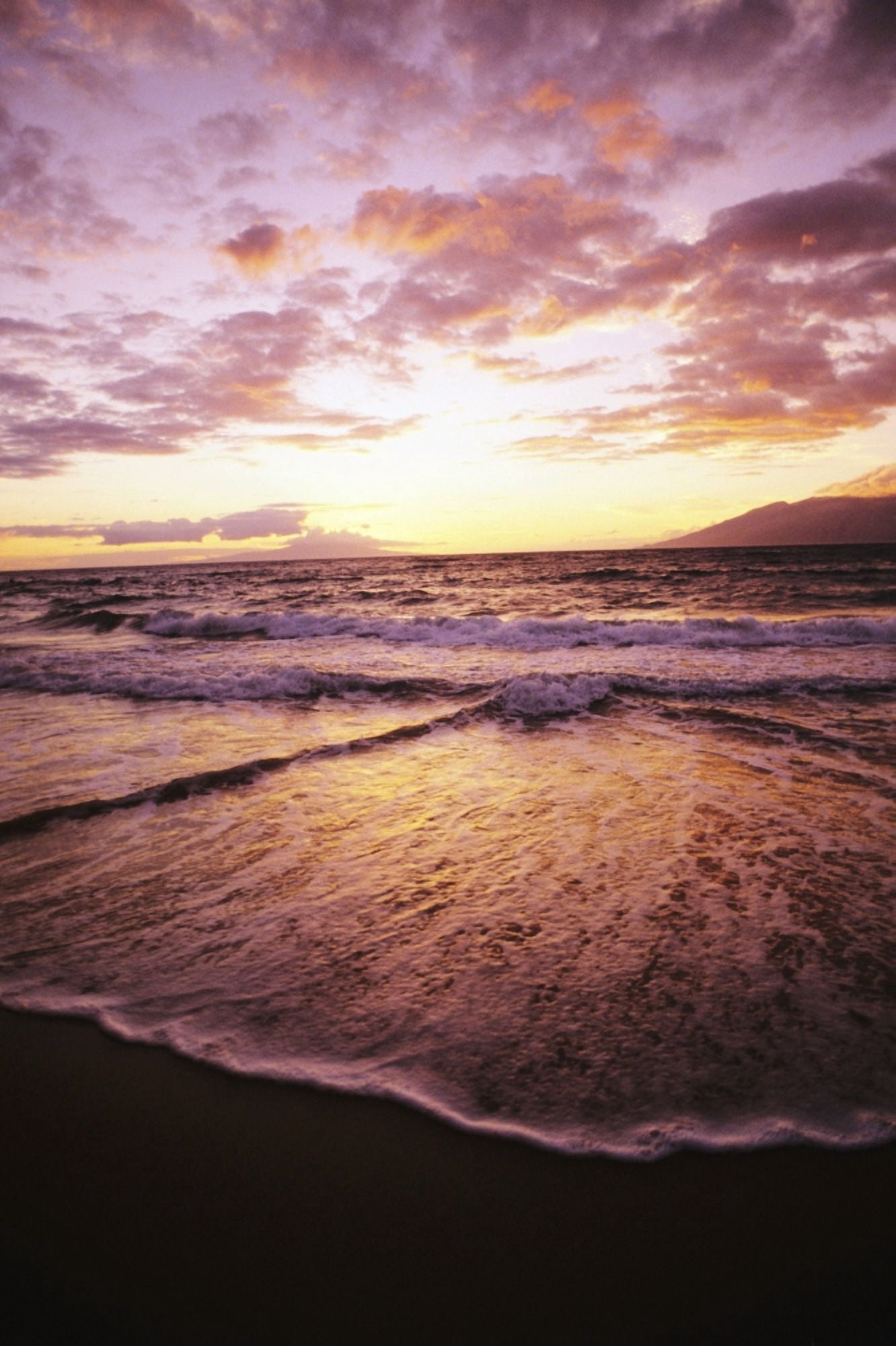 Hawaii Maui Wailea Beach At Sunset Pink Clouds And Reflections On Water Lanai In Distance Canvas Art - Joe Carini Design Pics (22 x 34)
