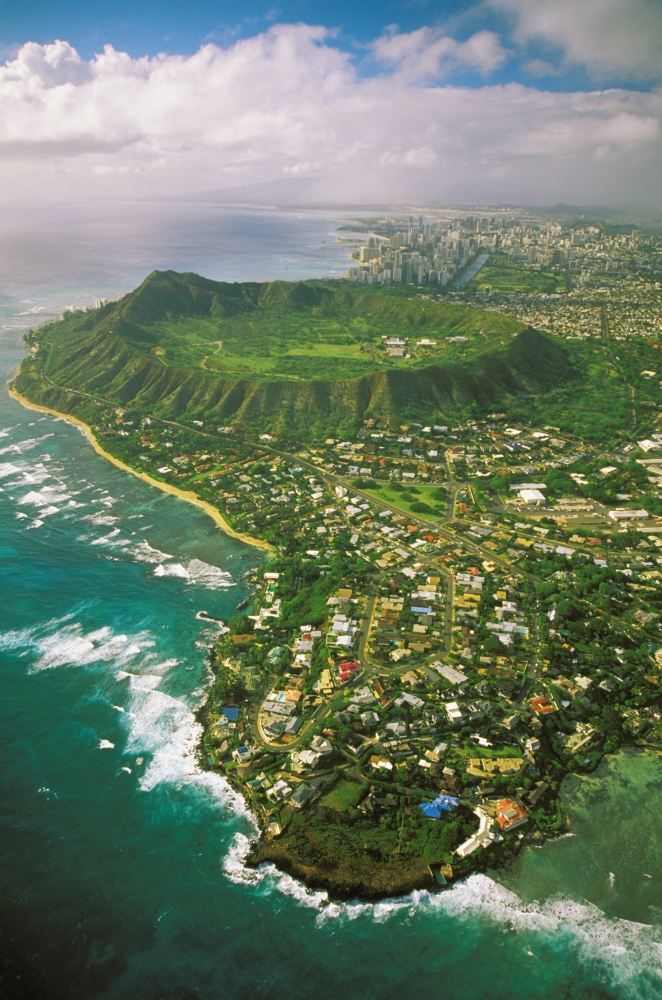 Hawaii Oahu Coastline Aerial Of Kahala Homes And Diamond Head Crater Waikiki Hotels Background Canvas Art - Tomas del Amo Design Pics (11 x 17)