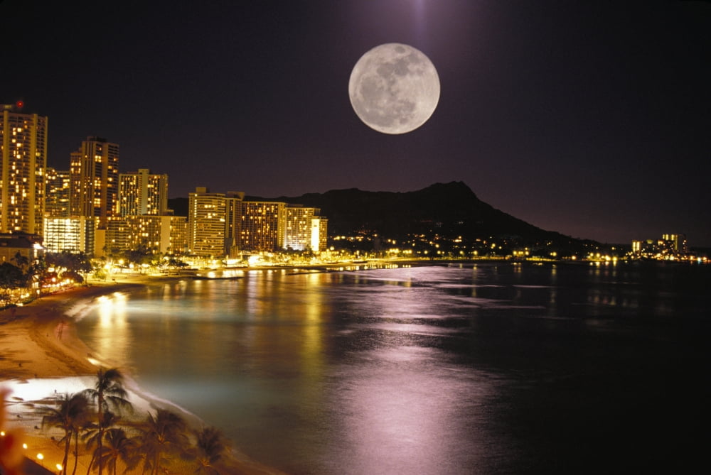 Hawaii Oahu Diamond Head Waikiki Beach Full Moon Reflecting City Lights Canvas Art - Tomas del Amo Design Pics (34 x 22)