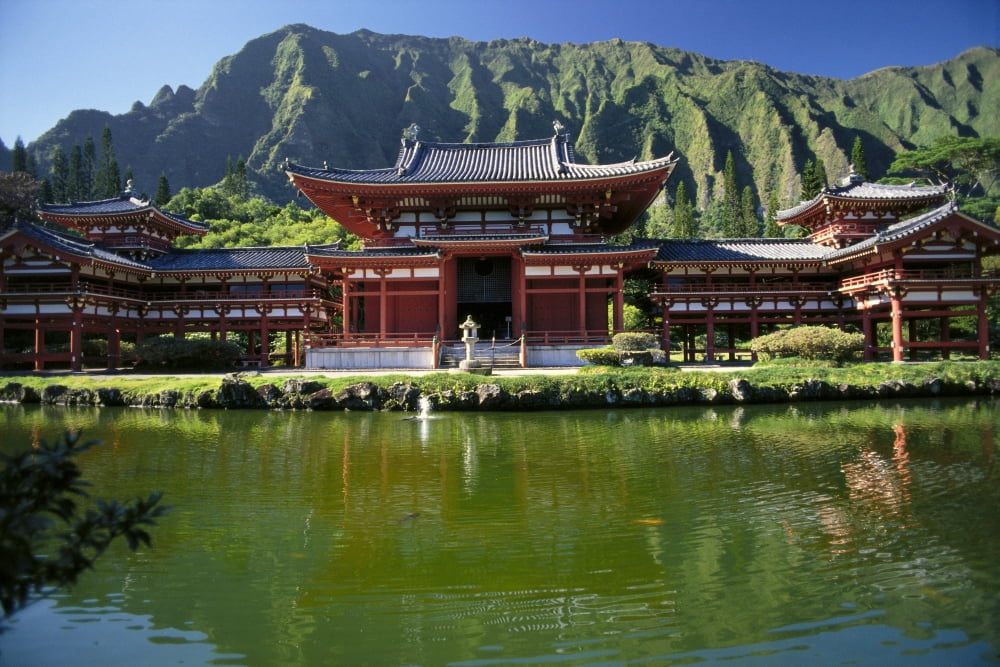 Hawaii Oahu Kahaluu Byodo-In Temple With Pond Foreground Koolau Mountains Background Japanese Religion A42D Canvas Art - Mary Van de Ven  Design Pics (38 x 24)