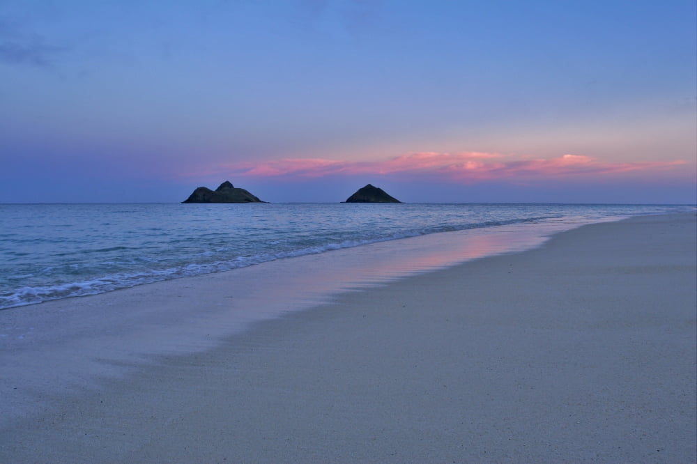 Hawaii Oahu Lanikai Early Morning With The Mokolua Islands In The Distance Canvas Art - Tomas del Amo Design Pics (36 x 24)