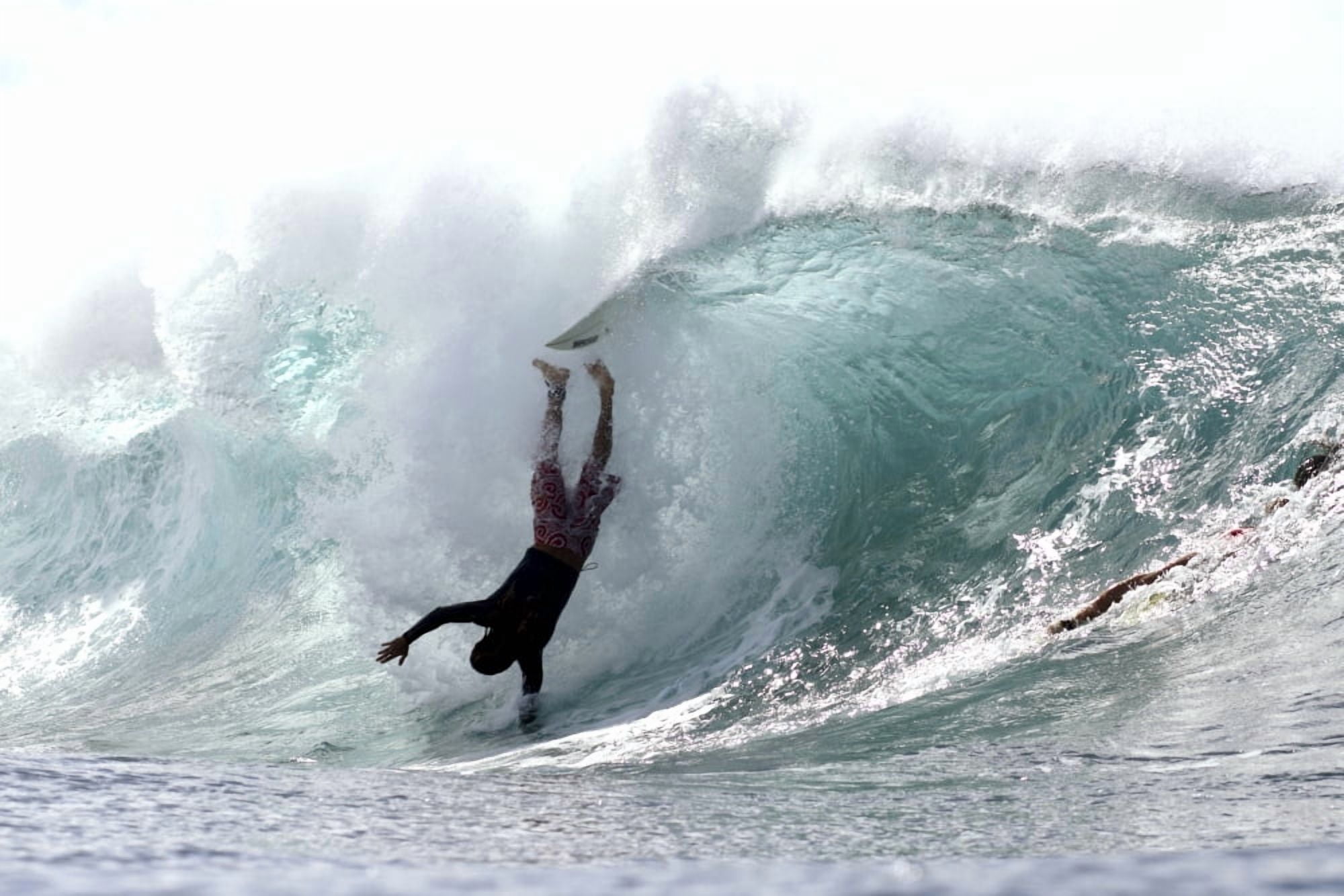 Hawaii Oahu North Shore Afternoon Surfing On Large Waves Editorial Use Only Canvas Art - Vince Cavataio Design Pics (17 x 11)