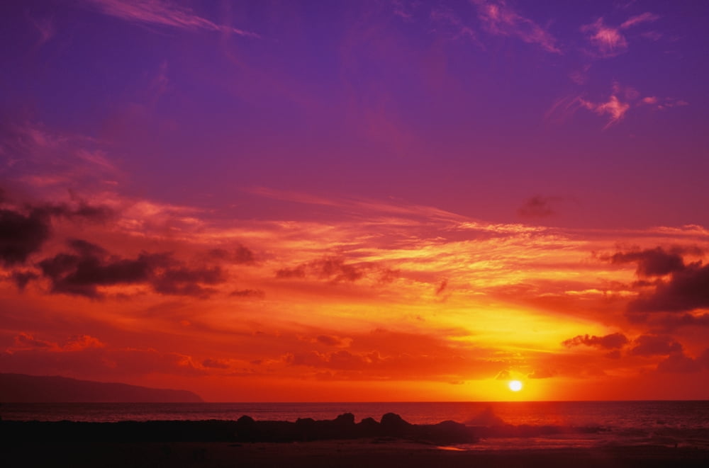 Hawaii Oahu North Shore Sunset Canvas Art - Vince Cavataio Design Pics (34 x 22)