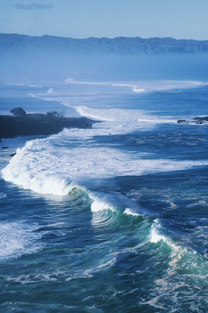 Hawaii Oahu North Shore Waves At Waimea Bay Canvas Art - Liysa Swart Design Pics (24 x 38)