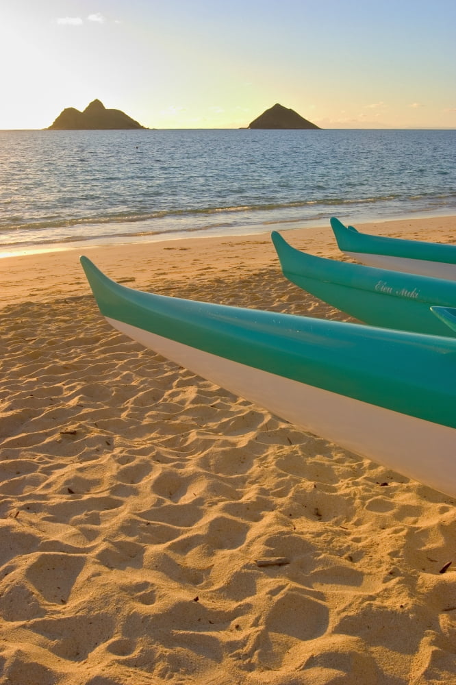 Hawaii Oahu Outrigger Canoes On Lanikai Beach At Sunrise Canvas Art - Tomas del Amo Design Pics (24 x 36)