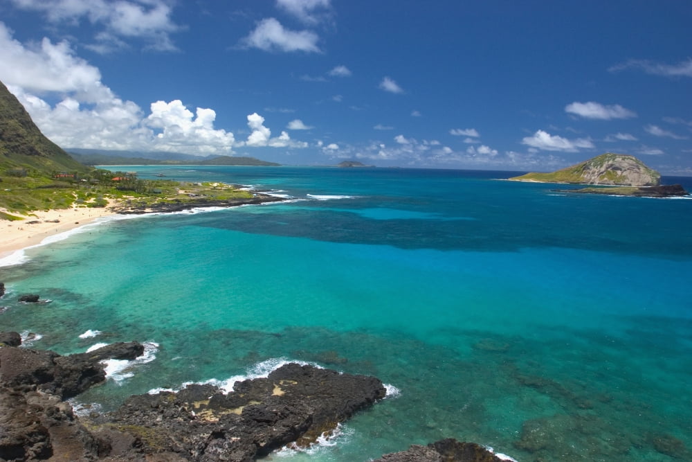 Hawaii Oahu View from Makapuu clear ocean water rabbit island dramatic sky Canvas Art - Tomas del Amo Design Pics (34 x 22)
