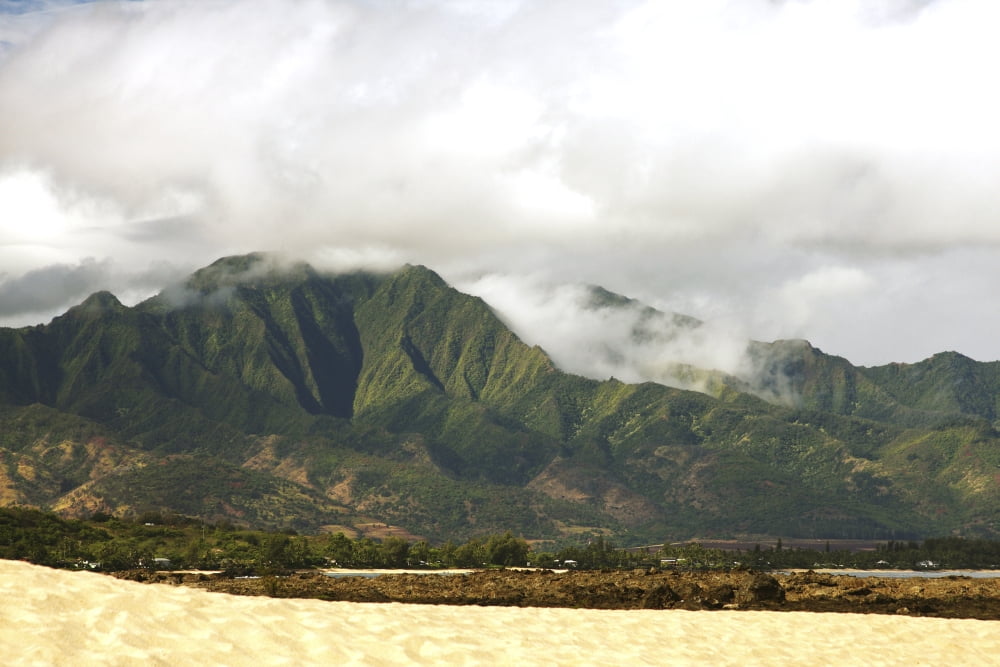 Hawaii Oahu Waianae West Oahu The Kaala Mountain Range Canvas Art - Vince Cavataio Design Pics (36 x 24)
