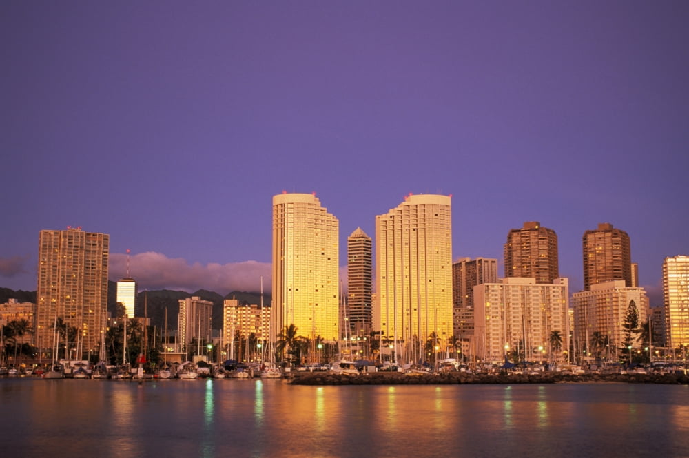Hawaii Oahu Waikiki Ala Moana Skyline At Twilight Canvas Art - Peter French Design Pics (34 x 22)