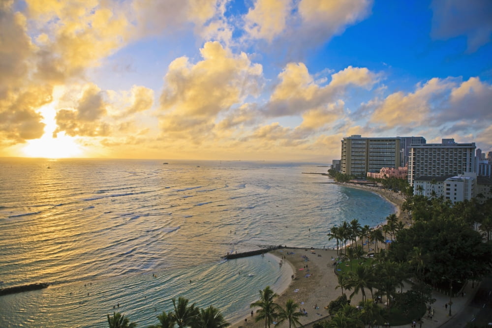 Hawaii Oahu Waikiki View of the Pacific Ocean and Waikiki Beach during sunset Canvas Art - Tomas del Amo Design Pics (36 x 24)