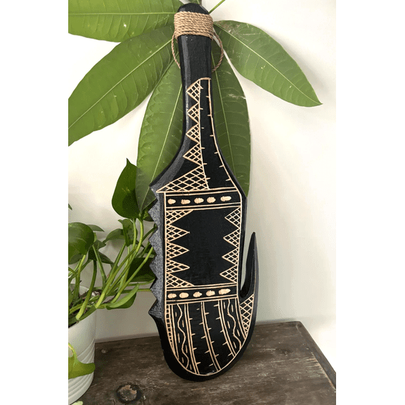 Hawaiian Engraved Hand Made Wall Decor Solid Wood Polynesian Tribal Club Paddle