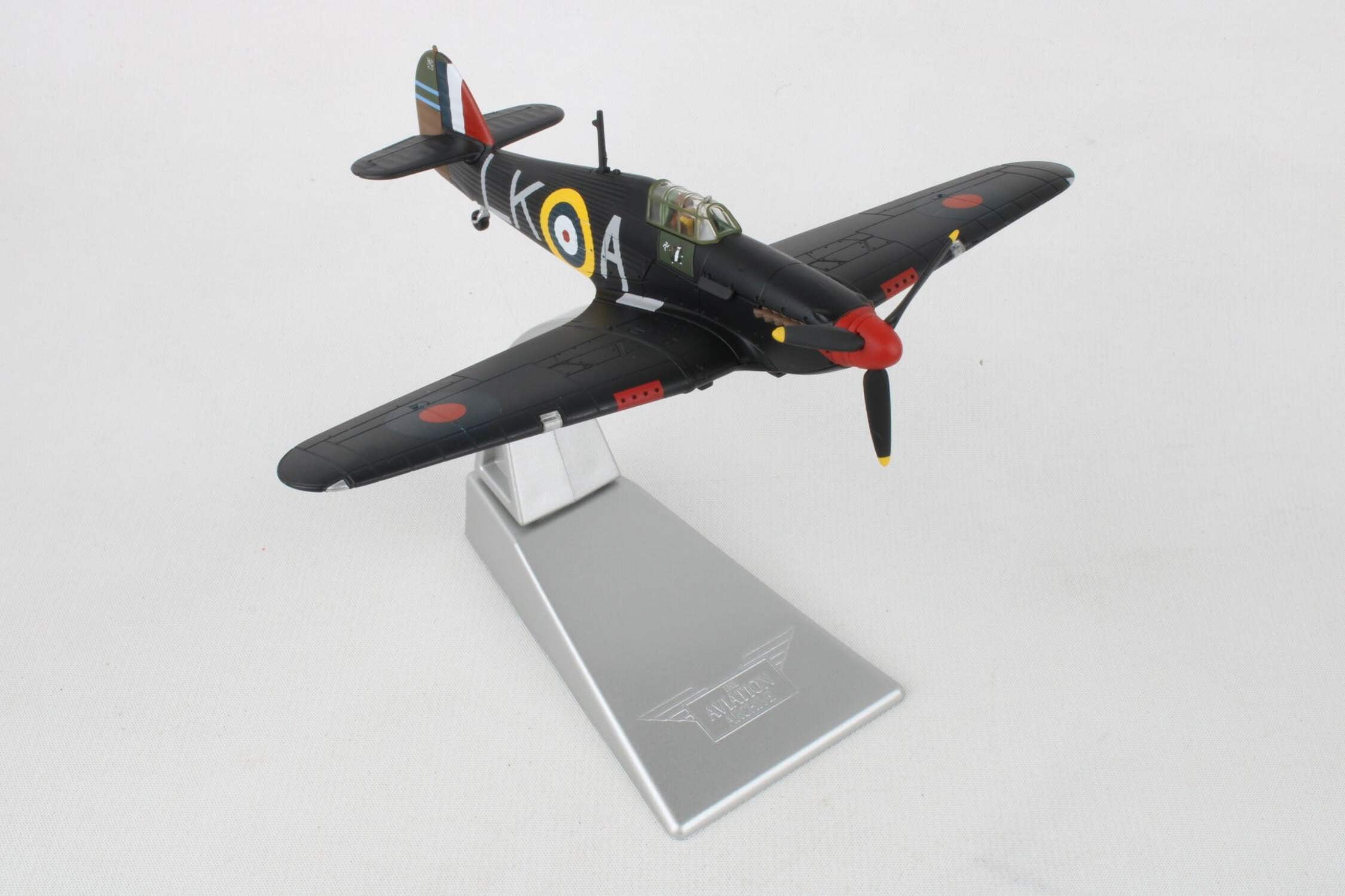 Hawker Hurricane Mk.I Fighter Aircraft British Royal Air Force "The Aviation Archive" Series 1/72 Diecast Model by Corgi