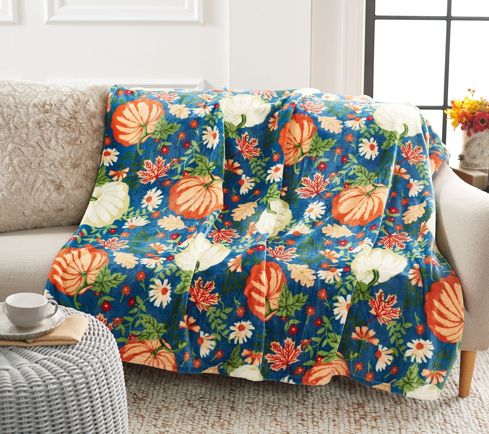 Hay Harvest Halloween Harvest Printed 60x80 Throw in Pumpkins