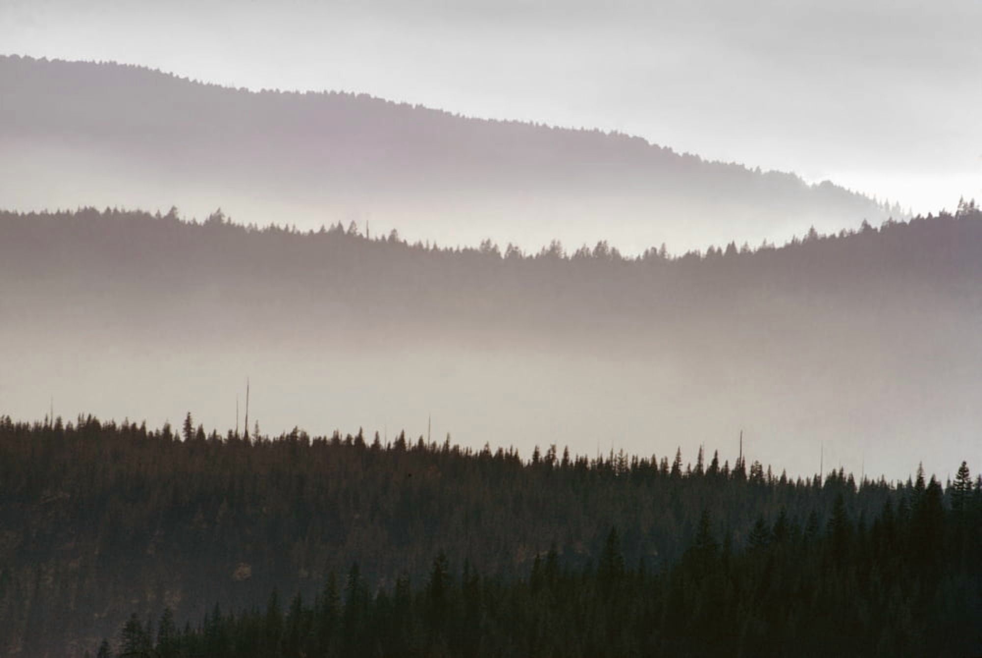 Haze Over Hills Oregon Canvas Art - Don Lowe Design Pics (17 x 11)