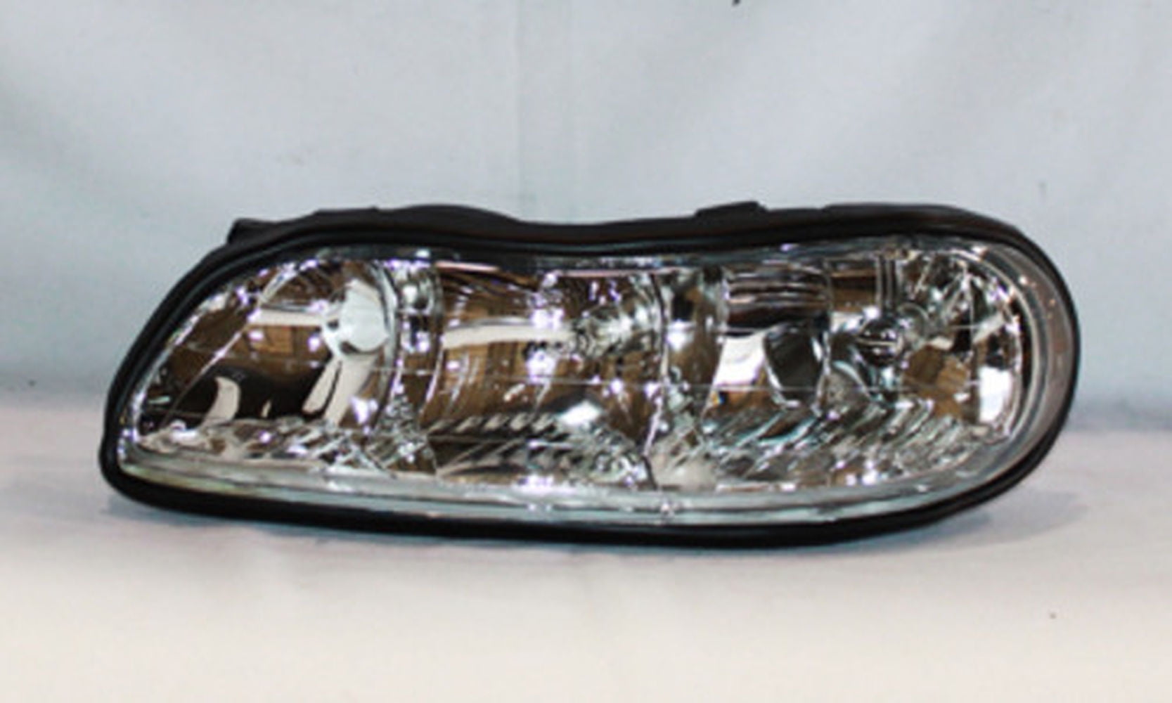 Headlight Assembly Fits select: 1997-2003 CHEVROLET MALIBU, 2004-2005 CHEVROLET CLASSIC