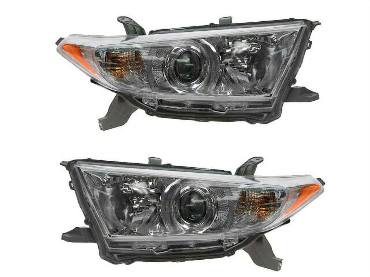 Pair Chrome Headlights Assembly For 2011-2013 Toyota Highlander - Halogen With Projector