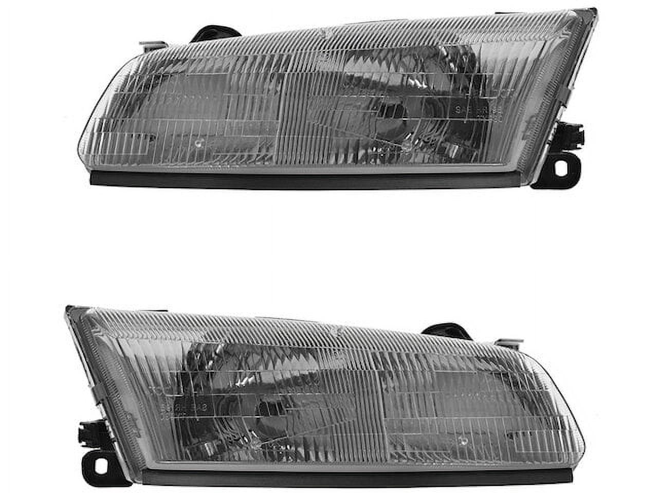 1998 Toyota Camry Headlight