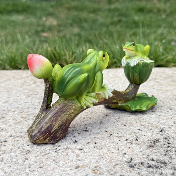 Healifty Resin Garden Frog Statue, Cute Animal Figurine Ornament for Outdoor Patio Yard Lawn Porch Indoor Home Desk Tabletop Decor