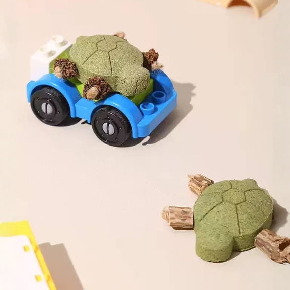 Healthy Teeth Cleaning Chew Toy for Cats, Contains Catnip, Natural Silvervine and Gall Fruit, Turtle Shape Dental Care Toy for Boredom Relief and Play