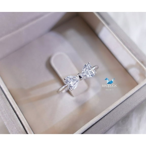 Heart Cubic Zirconia / Sterling Silver 925 Ring / Rhodium plated Nickel-Free / MadDuckJewels RG1811 / Thailand Jewelry