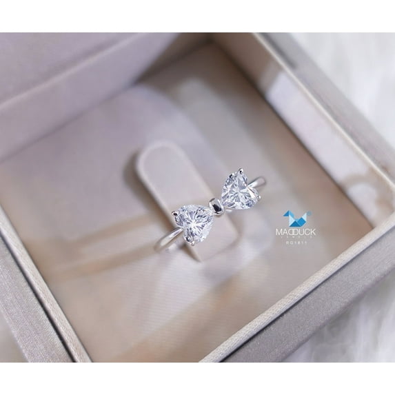 Heart Cubic Zirconia / Sterling Silver 925 Ring / Rhodium plated Nickel-Free / MadDuckJewels RG1811 / Thailand Jewelry