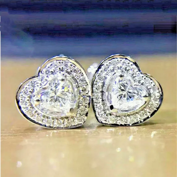Heart Cut Cubic Zircon Stud Earring Women Adorable 925 Silver Jewelry