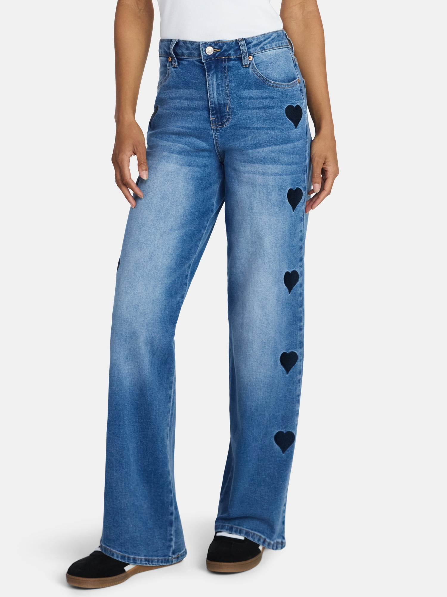 Madden NYC Women's Ultra 90's Jeans with Heart Embroidery, 32