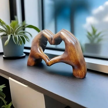 Heart Hands Sculpture Wooden Hearts Hand Sculptures，Love Gesture Resin Statue Home Living Room Desktop Ornament for Bedroom Bookshelf Coffe Table Knacks Home Unique Gifts for Women