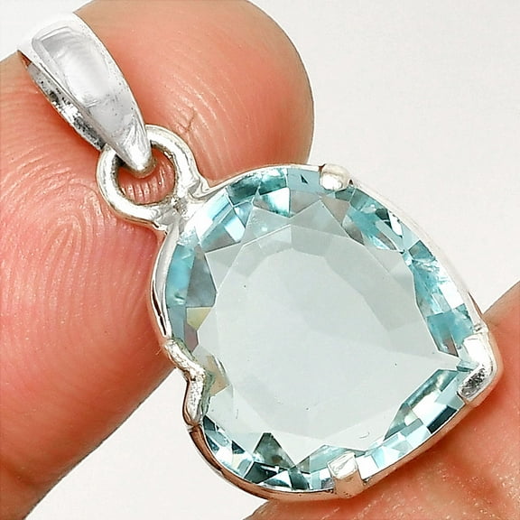Heart Natural Sky Blue Topaz 925 Sterling Silver Pendant Jewelry DGP1017_A P-1043