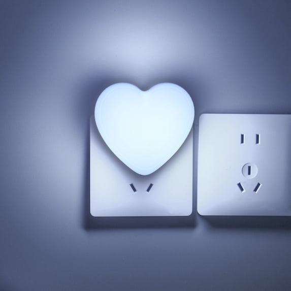 Heart Plug In Night Light, Heart Plug In Nightlight Soft Glow Decorative Light, Valentine's Day Heart Shape Night Light for Bedroom Living Room Her/Him Valentine Decor(Blue)