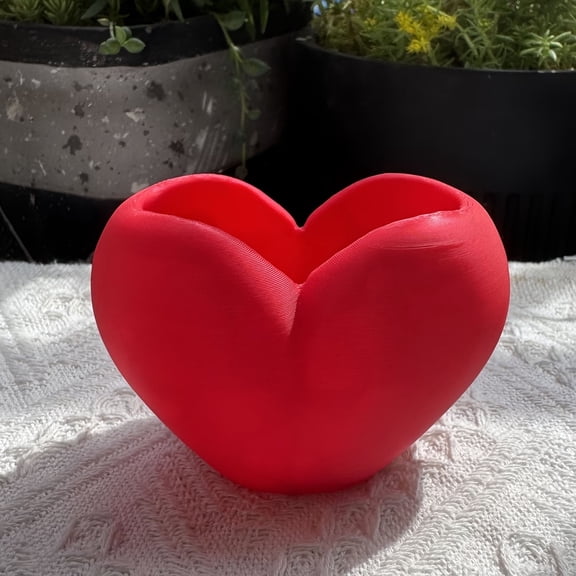Heart-Shaped Succulent Planter with Drainage Holes for Small Cacti, Miniature Gardens & Home Decor - Compact Ceramic Pot for Desktop, Patio, or Outdoor Use