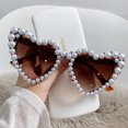 thumbnail image 1 of Womens Heart Shaped Sunglasses with UV400 Protection Trendy Oval Eyewear Fashion Sun Glasses for Travel and Heart Sunglasses with Resin Frame, 1 of 3