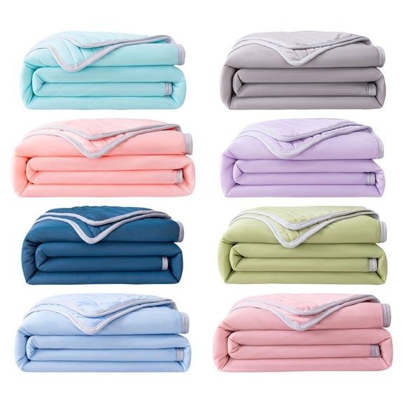 Hearthoom Cooling Comfort Ice Summer Quilt for Hot Sleepers And Night Sweats, Random Color Summer Comforter Breathable Soft Lightweight Silk Smooth,27.5'' X 39.3'',Sky Blue