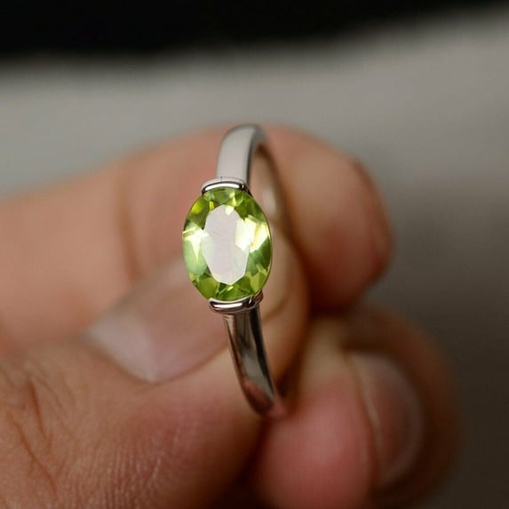 HeartsAndYou 0.8ct Natural Green Peridot Engagement Ring 100% 14k SOLID White Gold Solitaire
