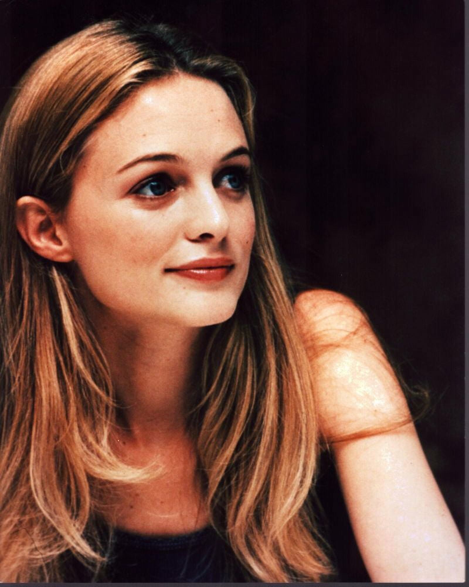 Heather Graham In Black Tank Top Photo Print (8 X 10) - Item # Mvm05112 