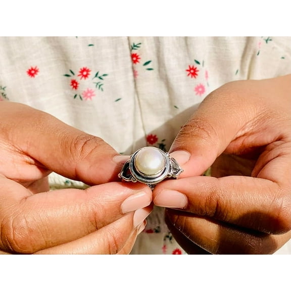 Heaven Crafts Minimalist Pearl Ring 925 Solid Silver Freshwater Pearl Dainty Stackable Ring for Women Handmade Silver Jewelry