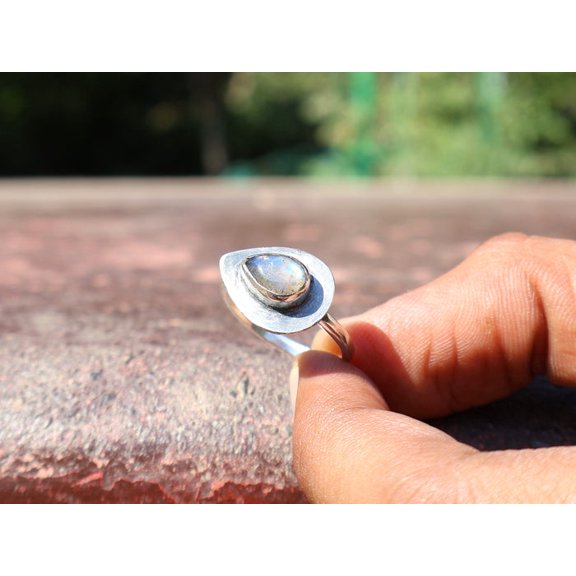 Heaven Crafts Pear Shape Labradorite Ring Unique Design 925 Sterling Silver Ring Handmade Women Jewelry