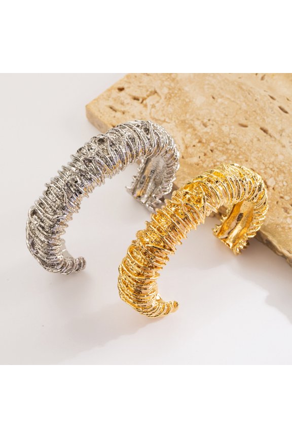 Heavy Industry Texture Line Weaving Open-ended Bracelet