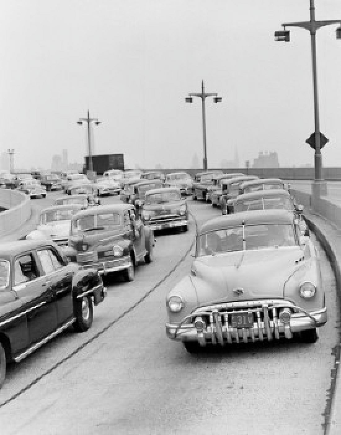 Heavy traffic on the broad ramp approach to the Lincoln Tunnel Canvas Art - (24 x 36)