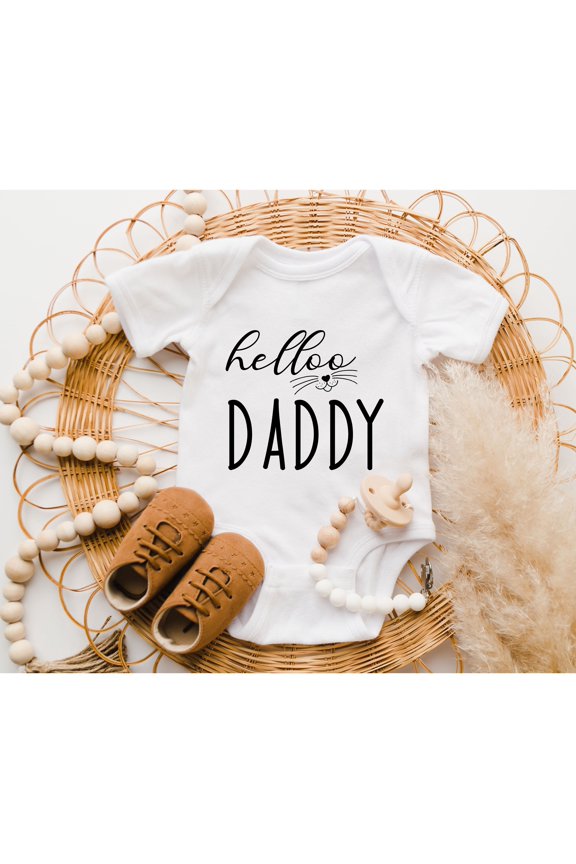 Hello Daddy Baby Onesie, Hi Daddy Mommy Announcement Onesie, Grandma & Grandpa Cute Shirt, Raglan Shirt Cute and Cool Baby Bodysuit, BABY BODYSUIT LAT 4424